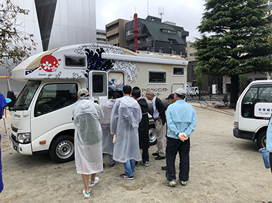 9_北斎祭り_キャンピングカー展示